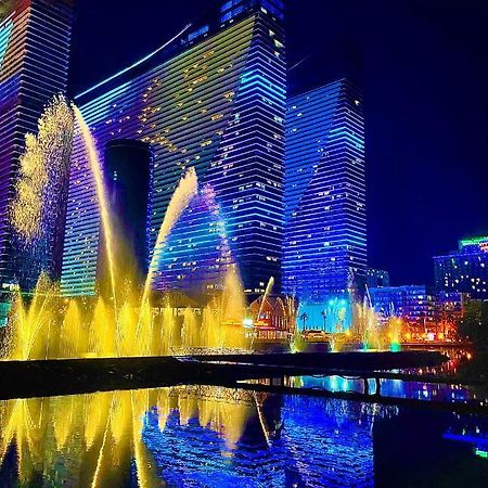 Orbi City Hotel Sea View Batumi Bagian luar foto