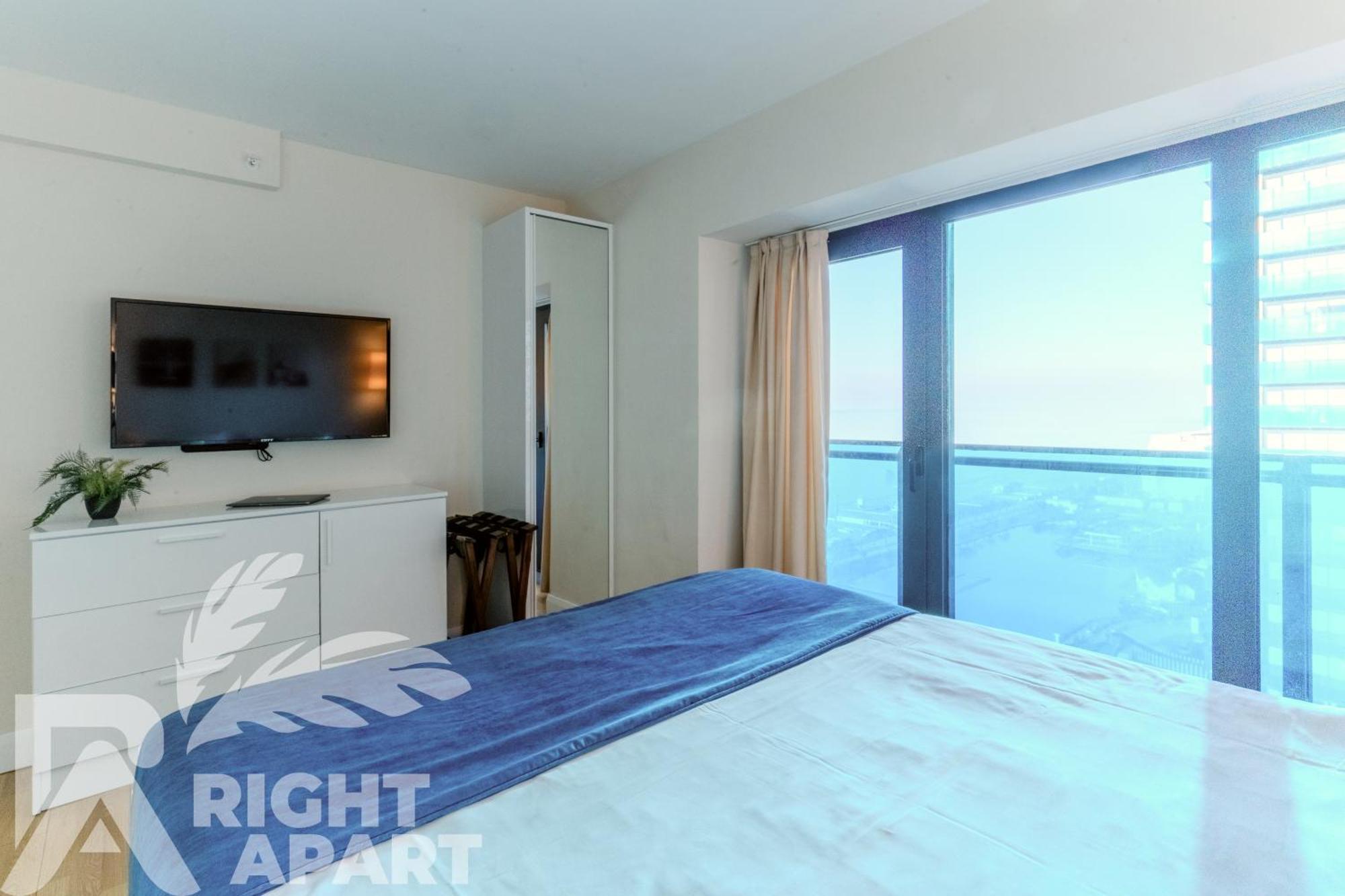 Orbi City Hotel Sea View Batumi Bagian luar foto