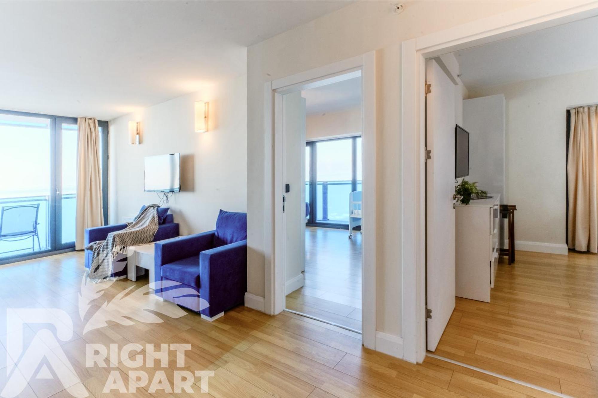 Orbi City Hotel Sea View Batumi Bagian luar foto