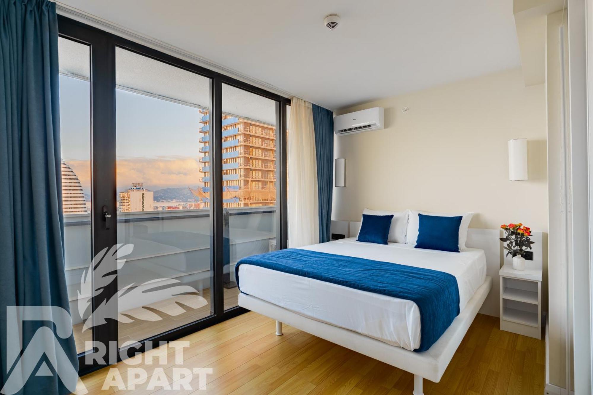 Orbi City Hotel Sea View Batumi Bagian luar foto