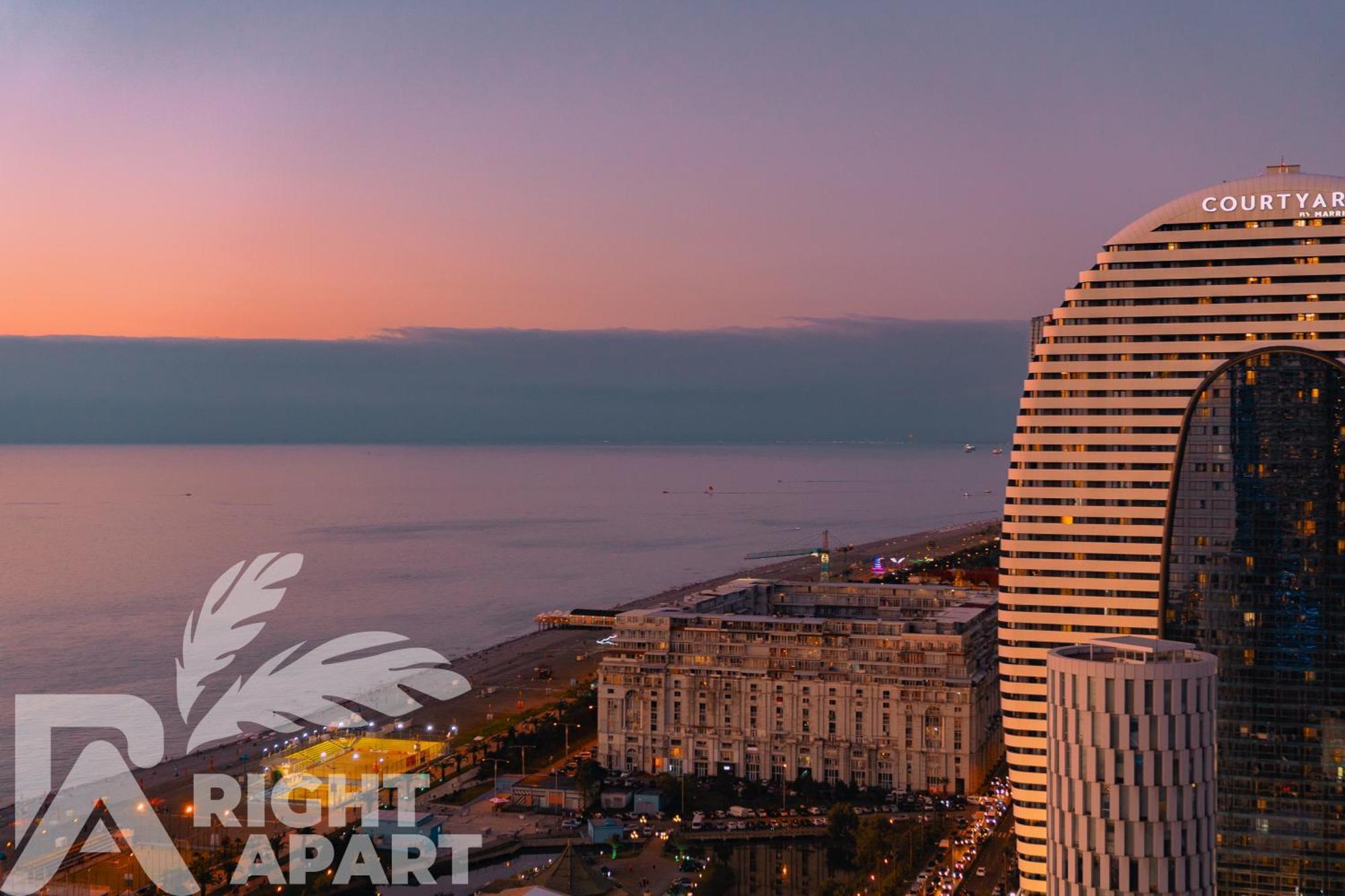 Orbi City Hotel Sea View Batumi Bagian luar foto