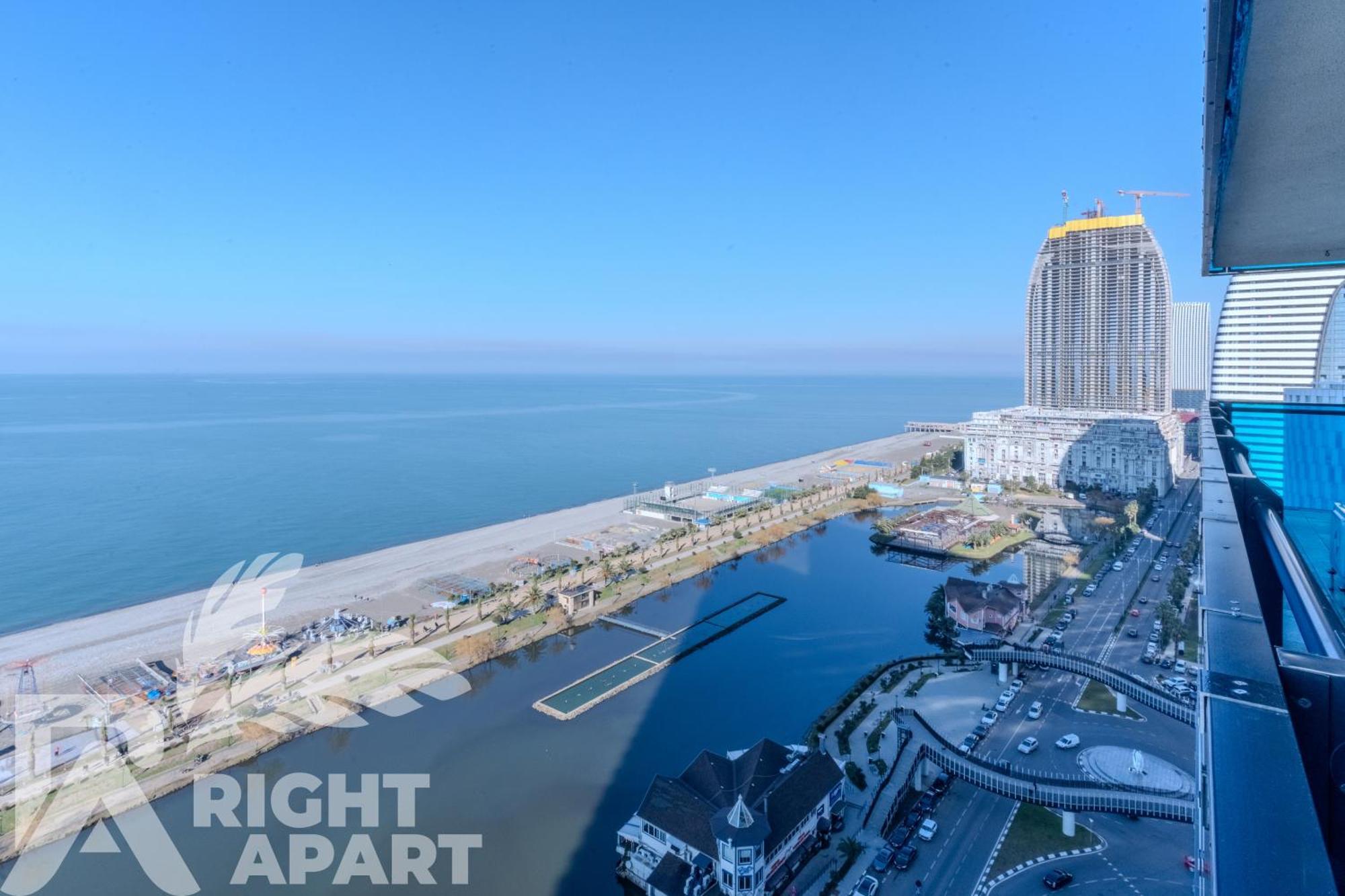 Orbi City Hotel Sea View Batumi Bagian luar foto