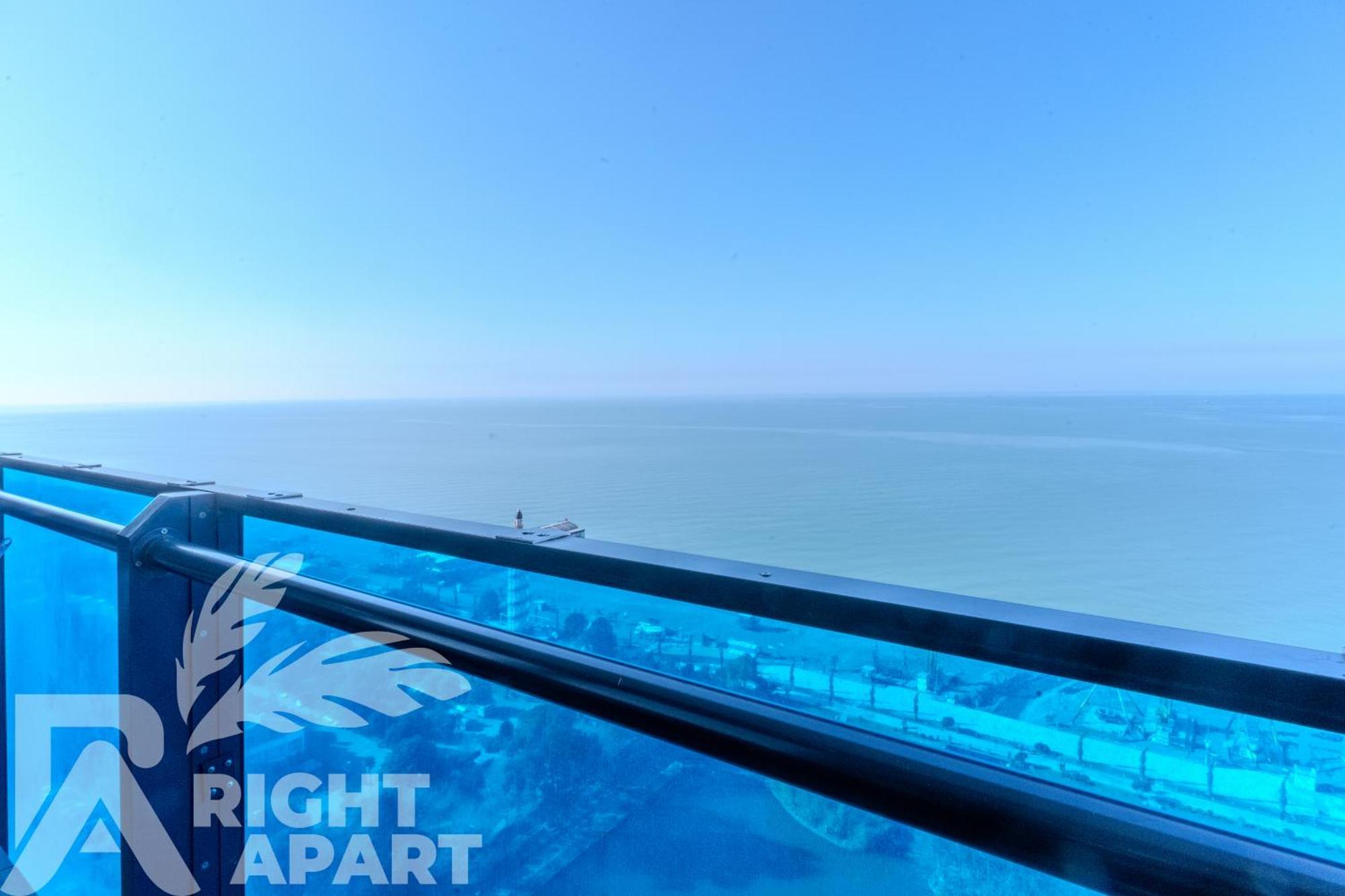 Orbi City Hotel Sea View Batumi Bagian luar foto