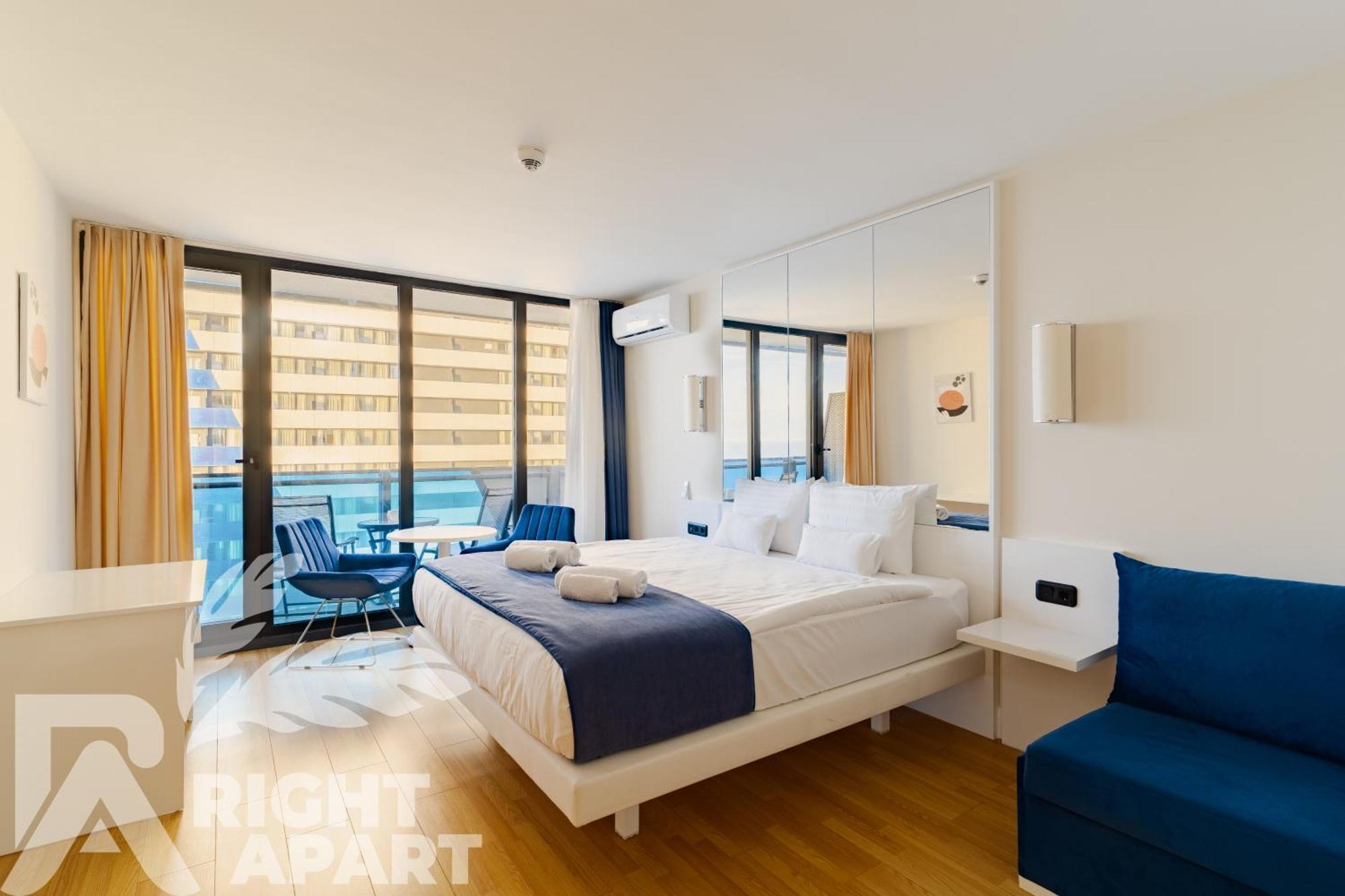 Orbi City Hotel Sea View Batumi Bagian luar foto